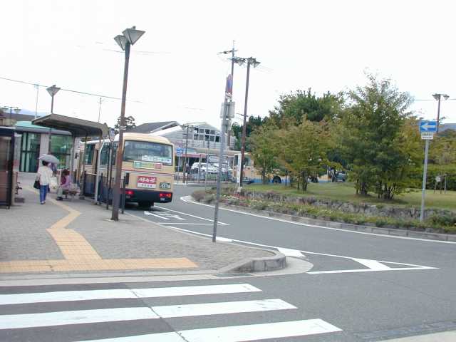 ��ˎs�@��}�@�R�{�w�@�o�X�̂��